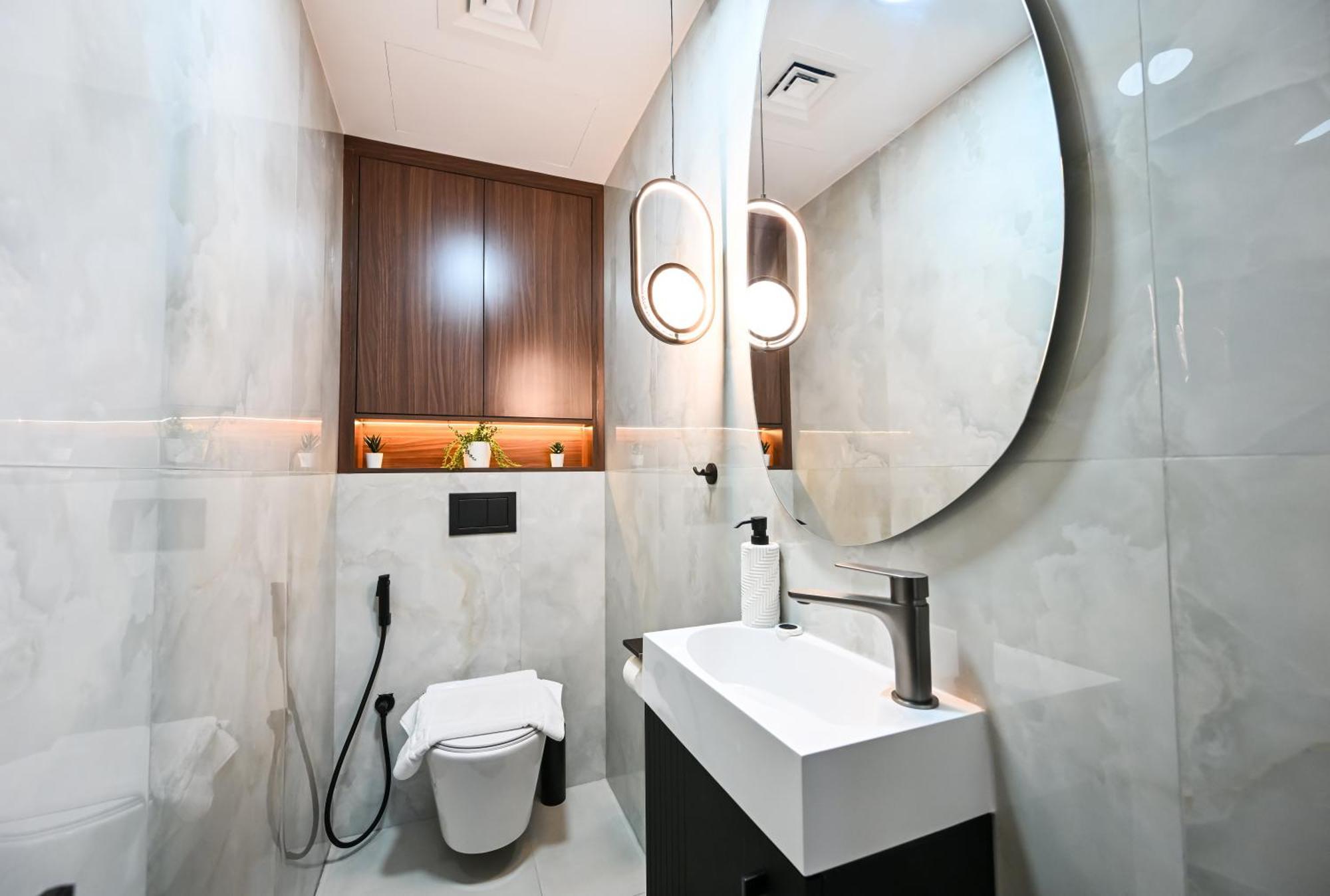 New Renovated Modern 1 Bedroom Marina Apartamento *
