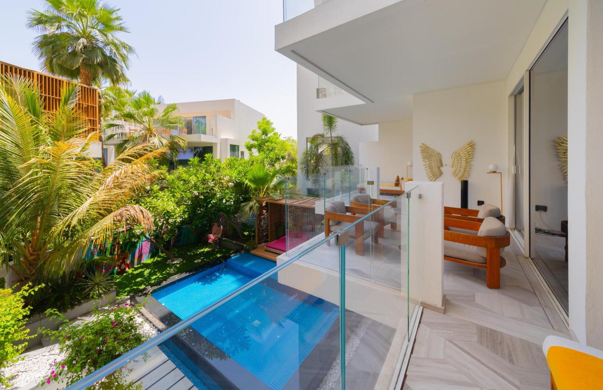 Eden's Homes & - Five Palm Residences Apartment *