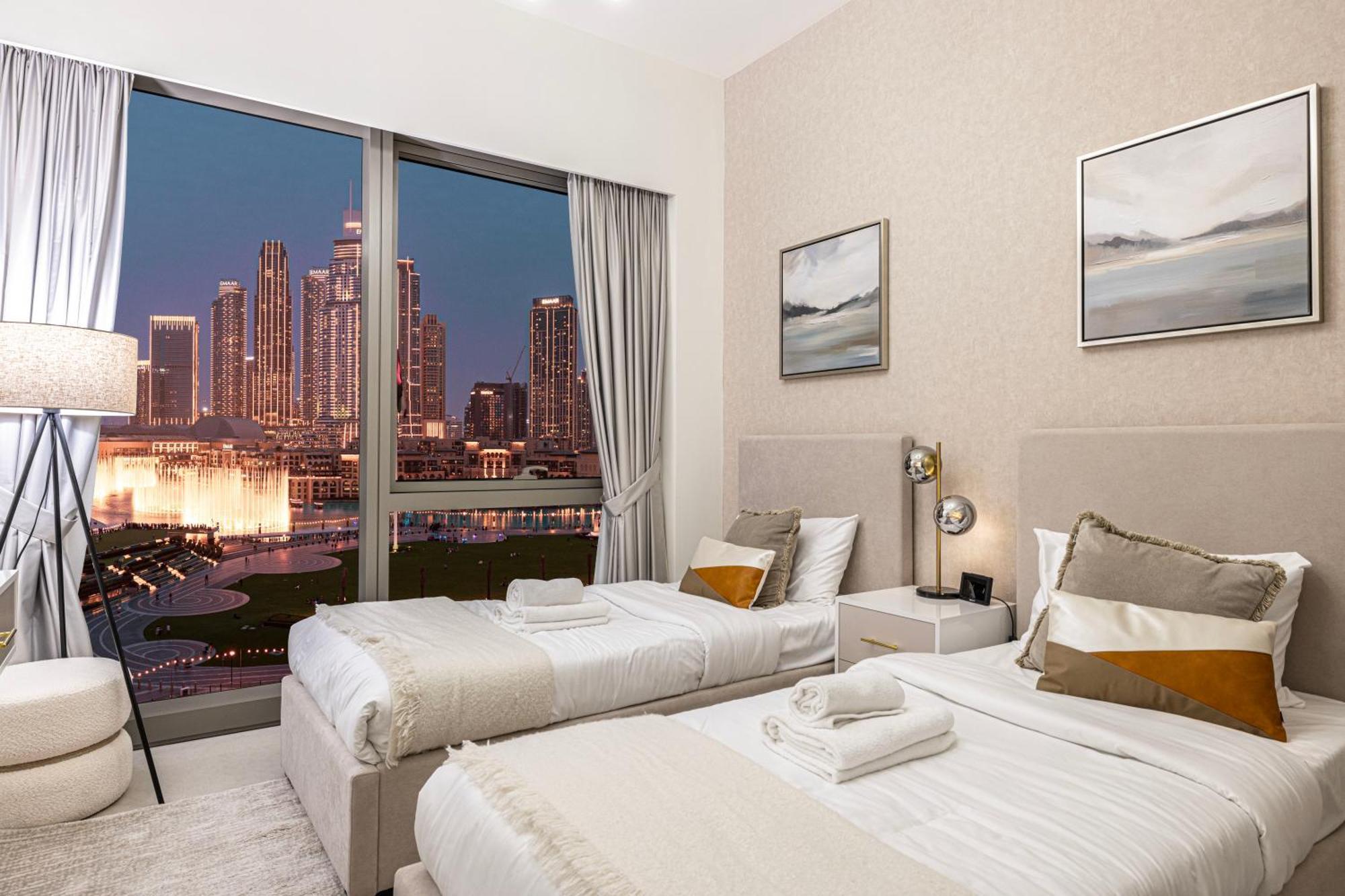 Gogoto Luxury Burj Khalifa View 5 Min Mall Apartment *