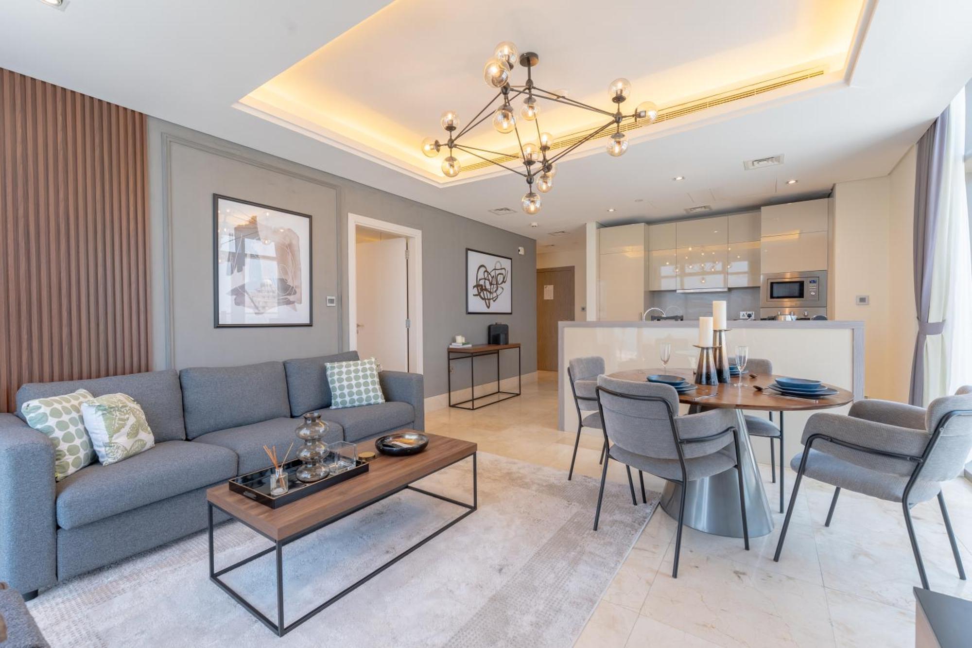 Elegant Palm Jumeirah Retreat With Breathtaking Sea Views By Aya Boutique Dubai