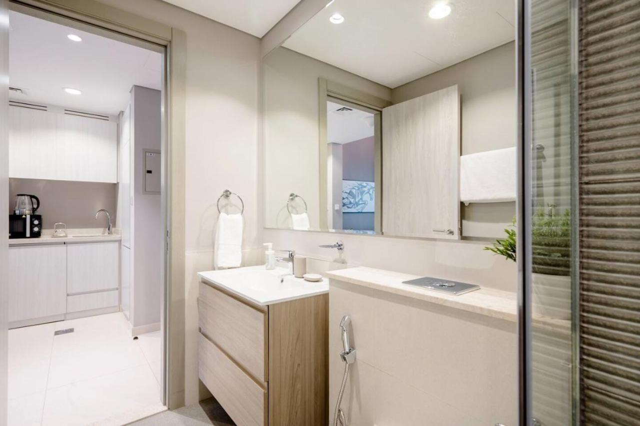 One Bed Mbl Jlt Daire