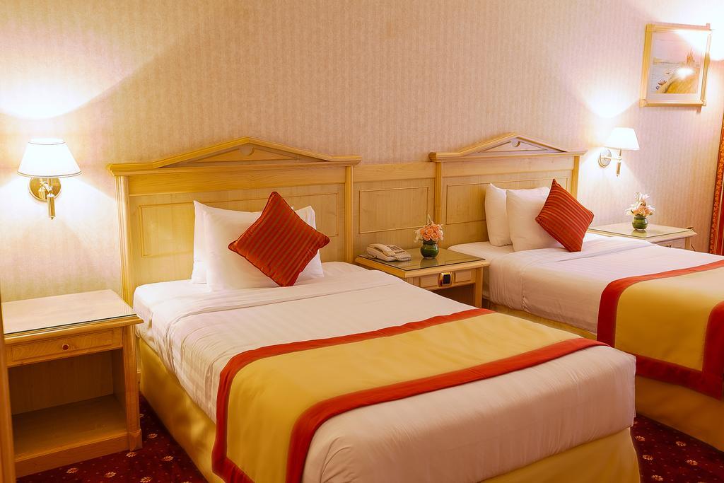 Capitol Jumeirah Otel 4*