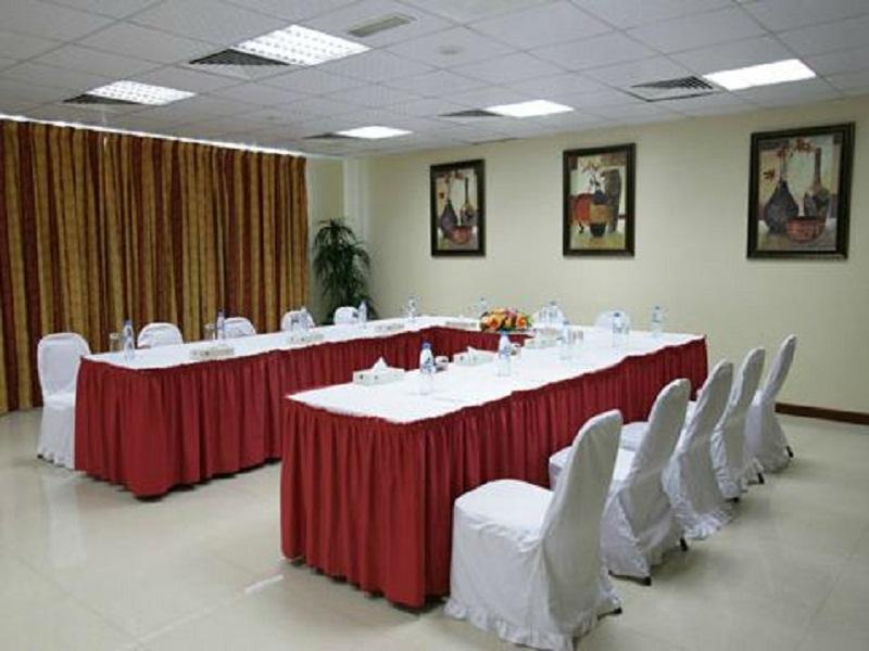 Rush Hotel 2*