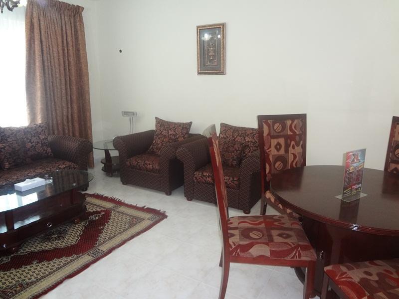 Royal Plaza Aparthotel 3*