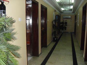 Oyo 353 Middle East Hotel 2*