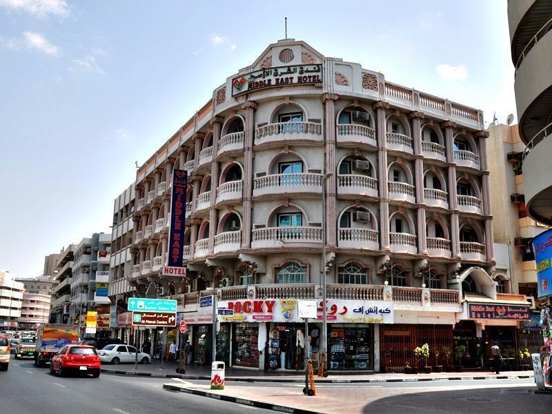 Oyo 353 Middle East Hotel