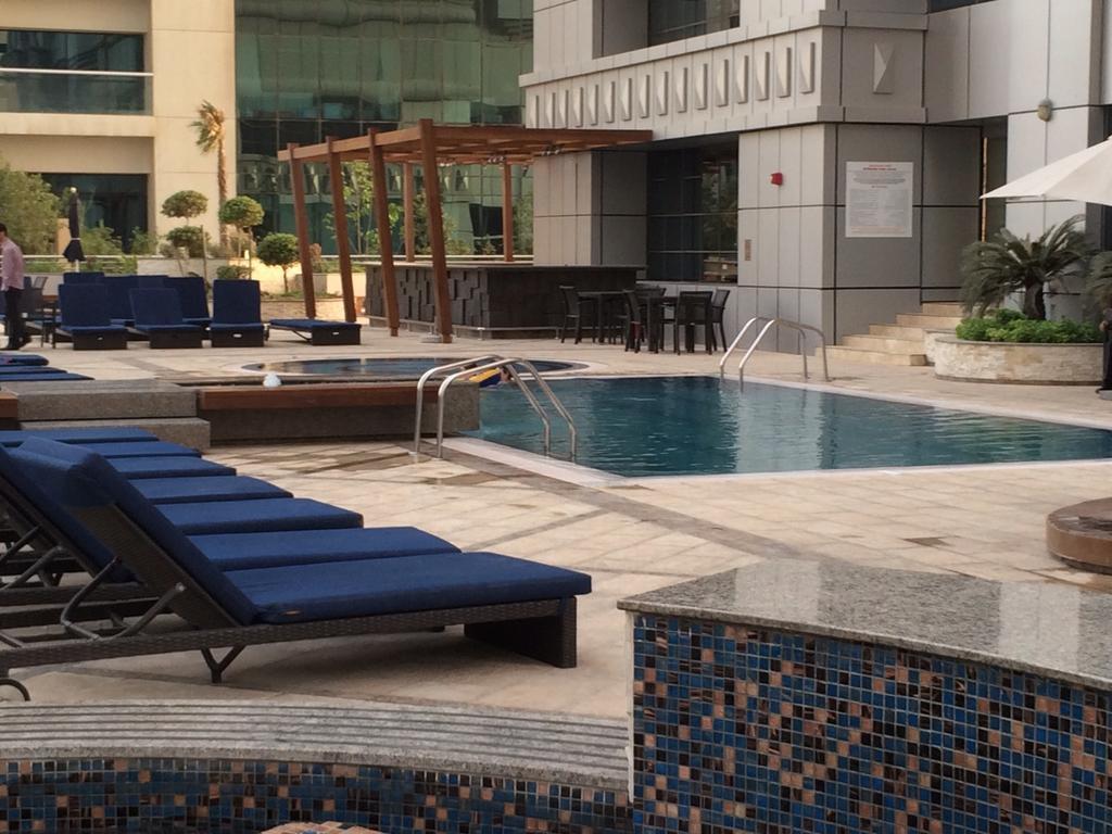 Apartment Yanjoon Homes - Princess Tower Dubai