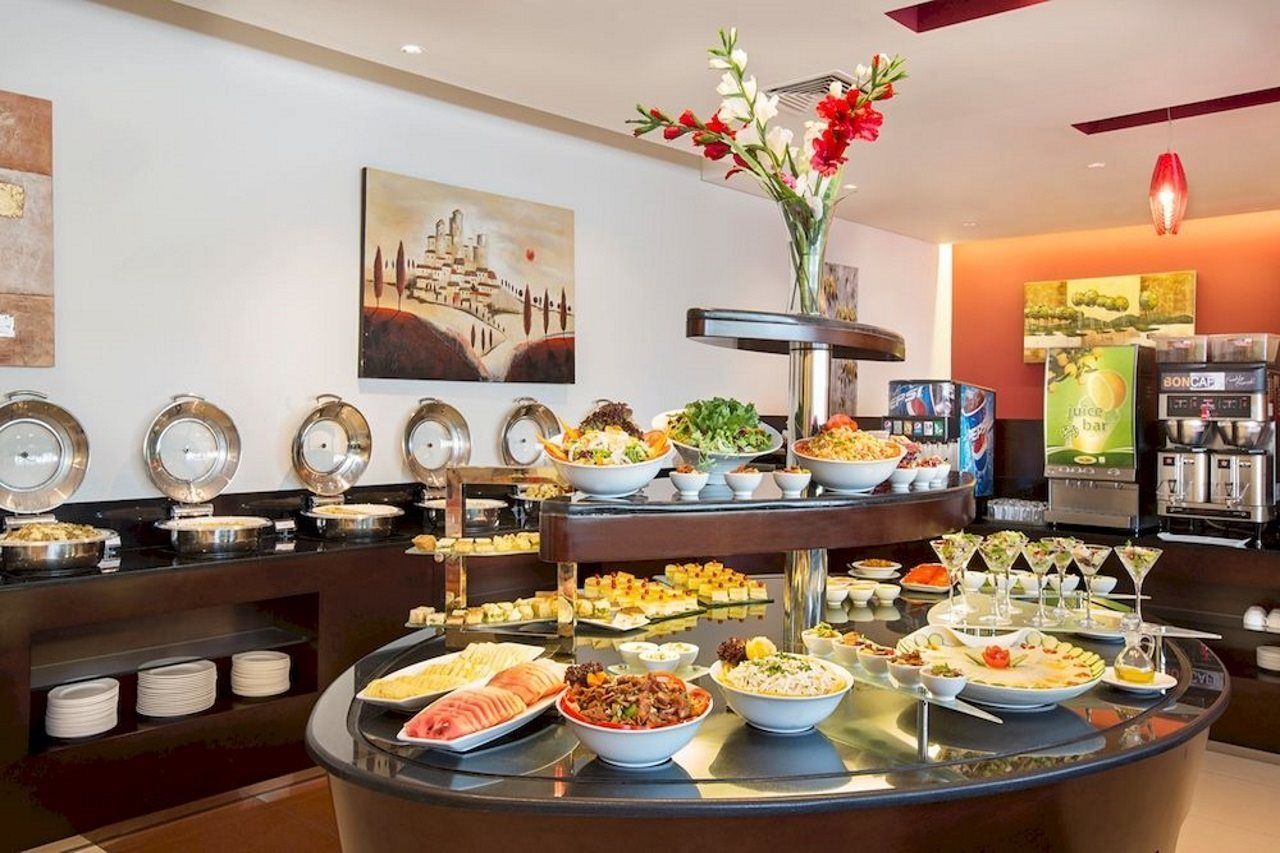 Hotel Arabian Park Dubai, An Edge By Rotana Dubai