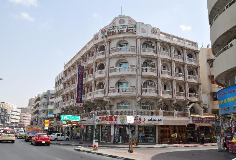 Oyo 353 Middle East Hotel 2*