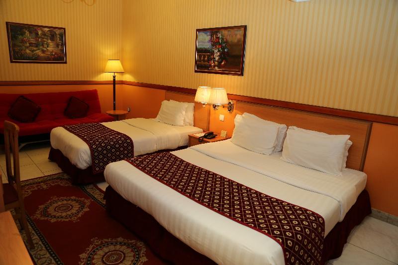 Oyo 297 California Hotel