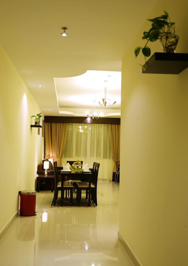 Travellers Aparthotel Dubai
