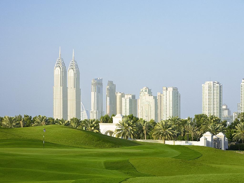 Otel Address Montgomerie