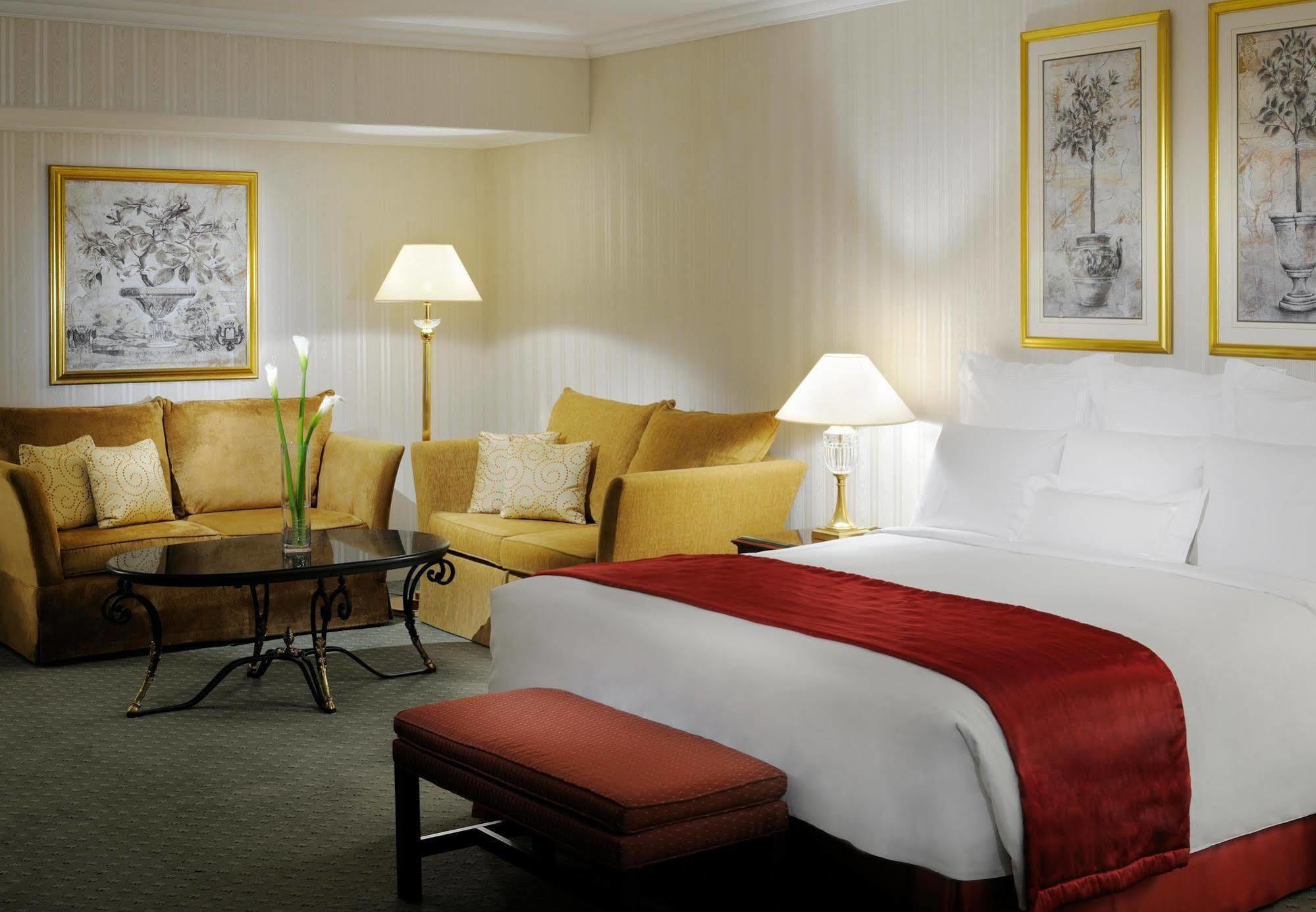 The Bristol Otel