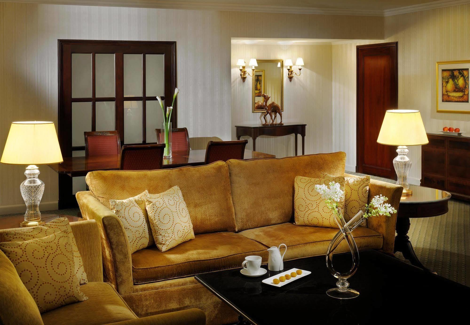Otel The Bristol 4*
