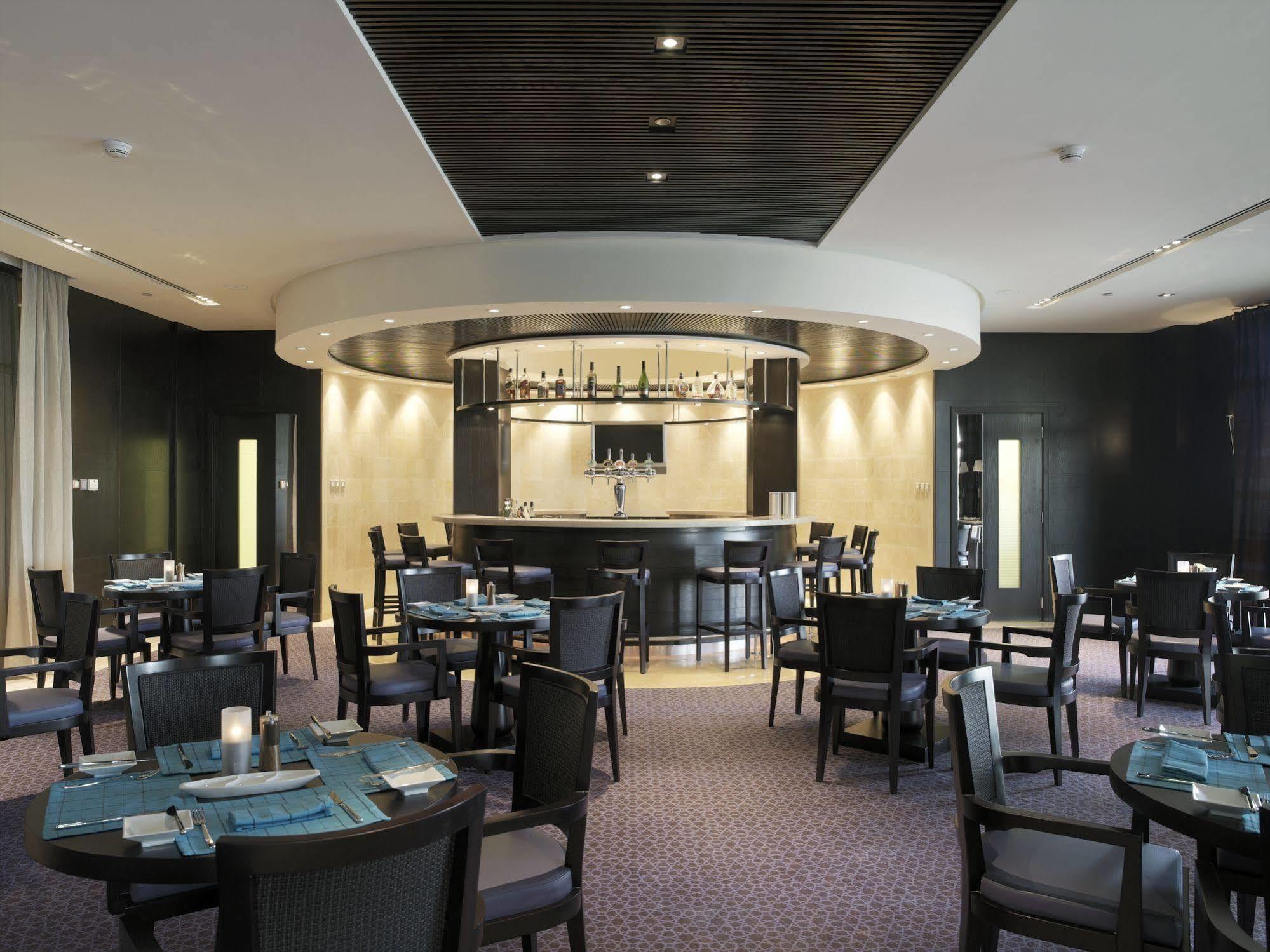 Otel Address Montgomerie