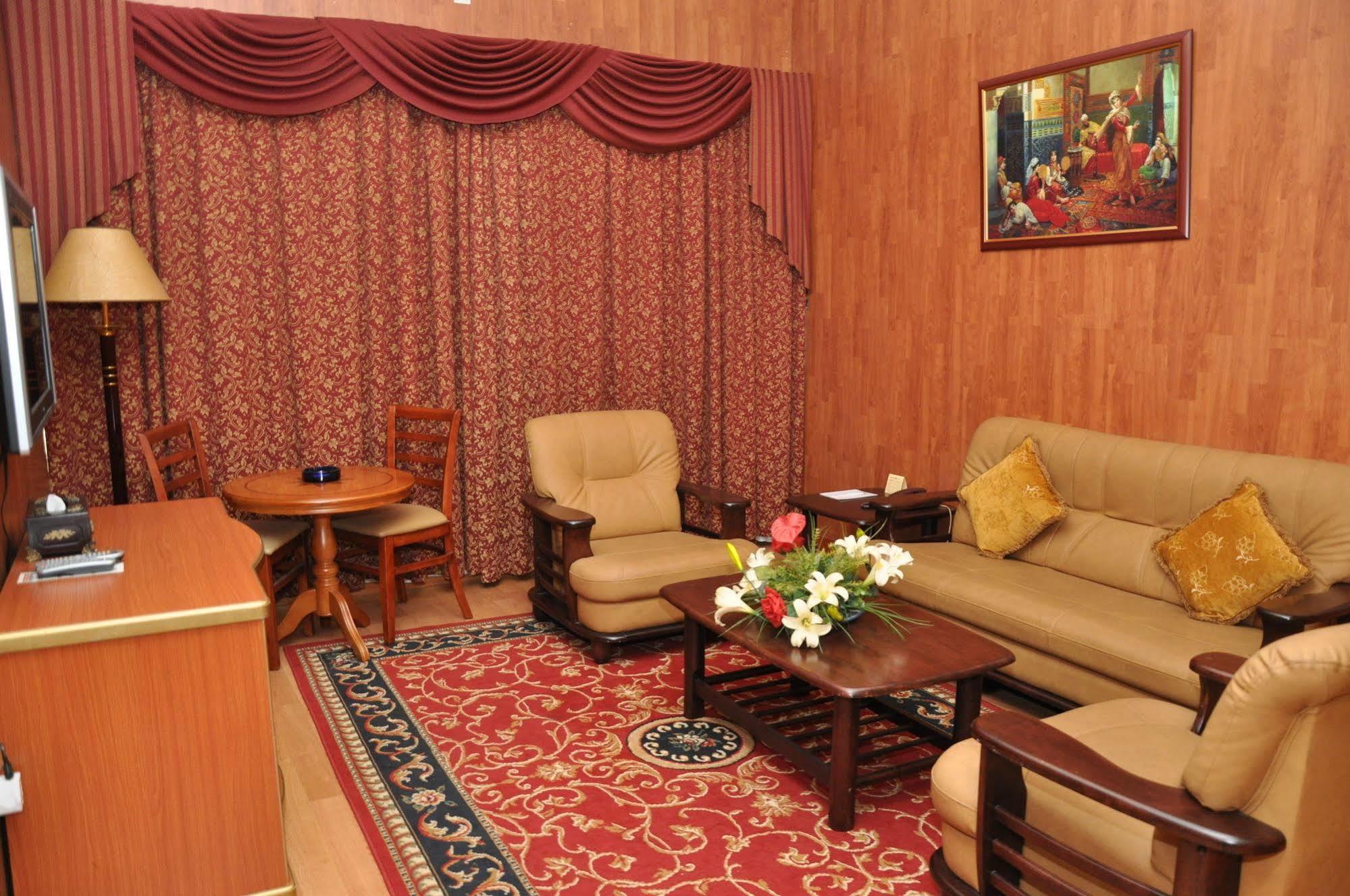 Hotel Oyo 297 California