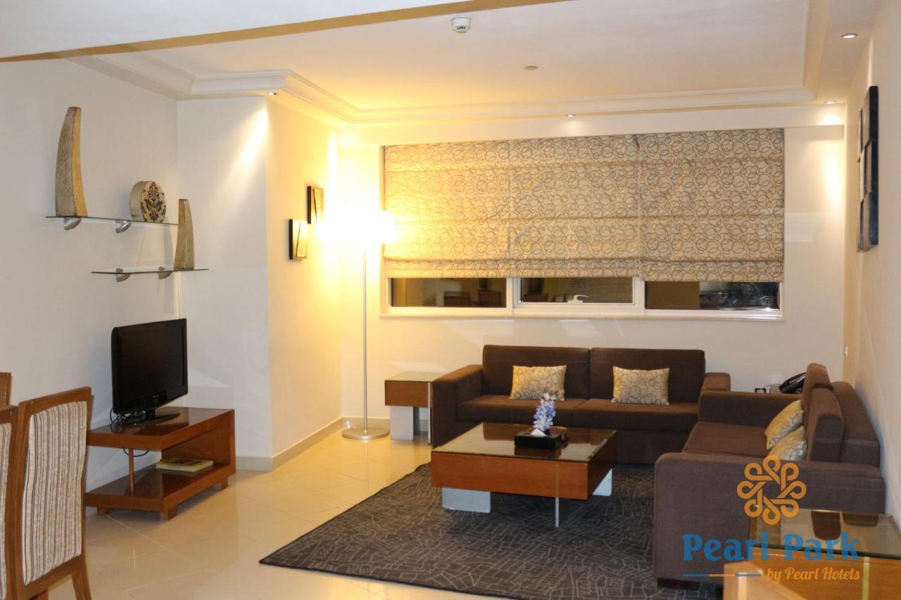 Pearl Executive Aparthotel 4*