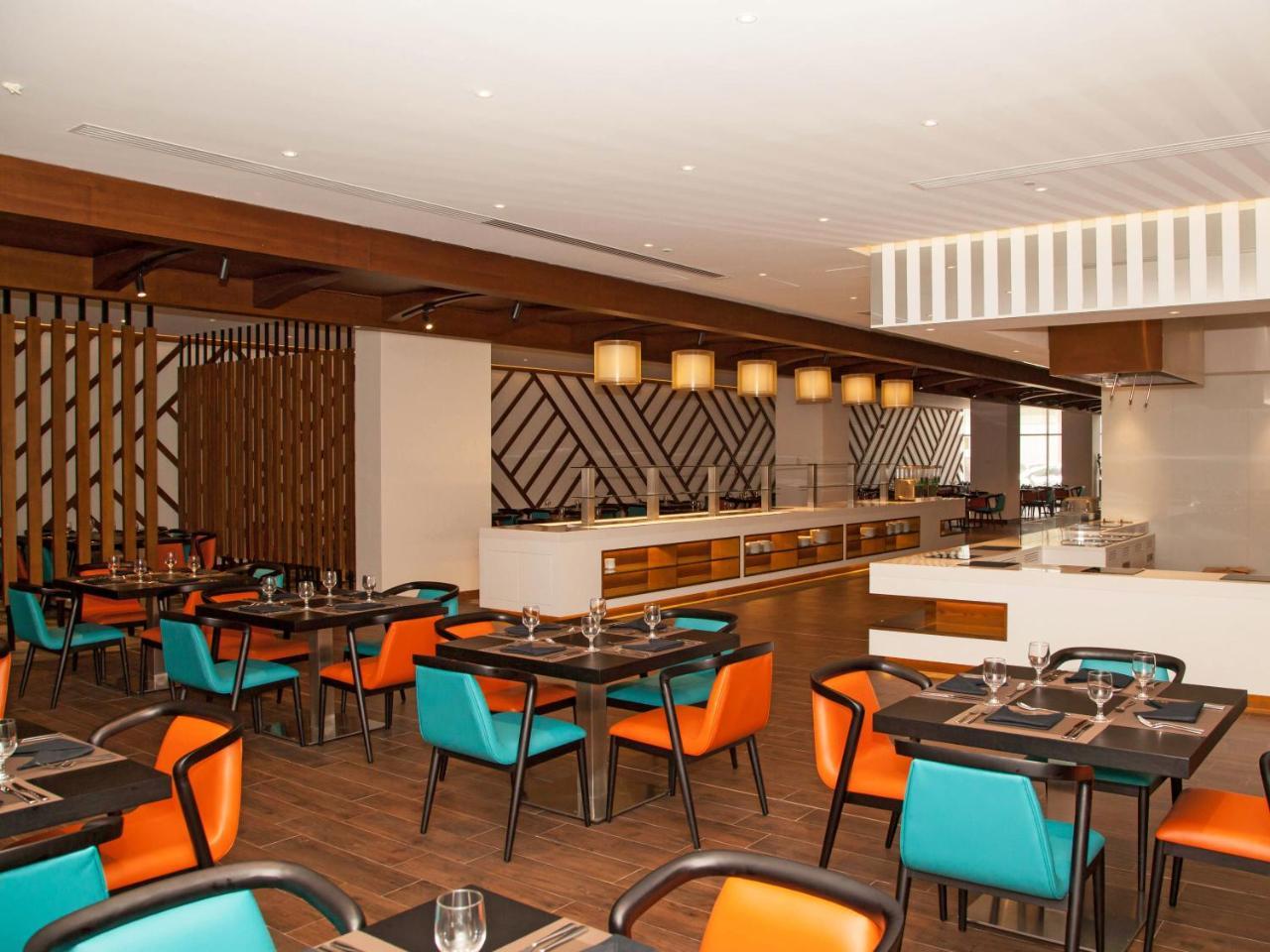 Flora Airport Hotel Dubai