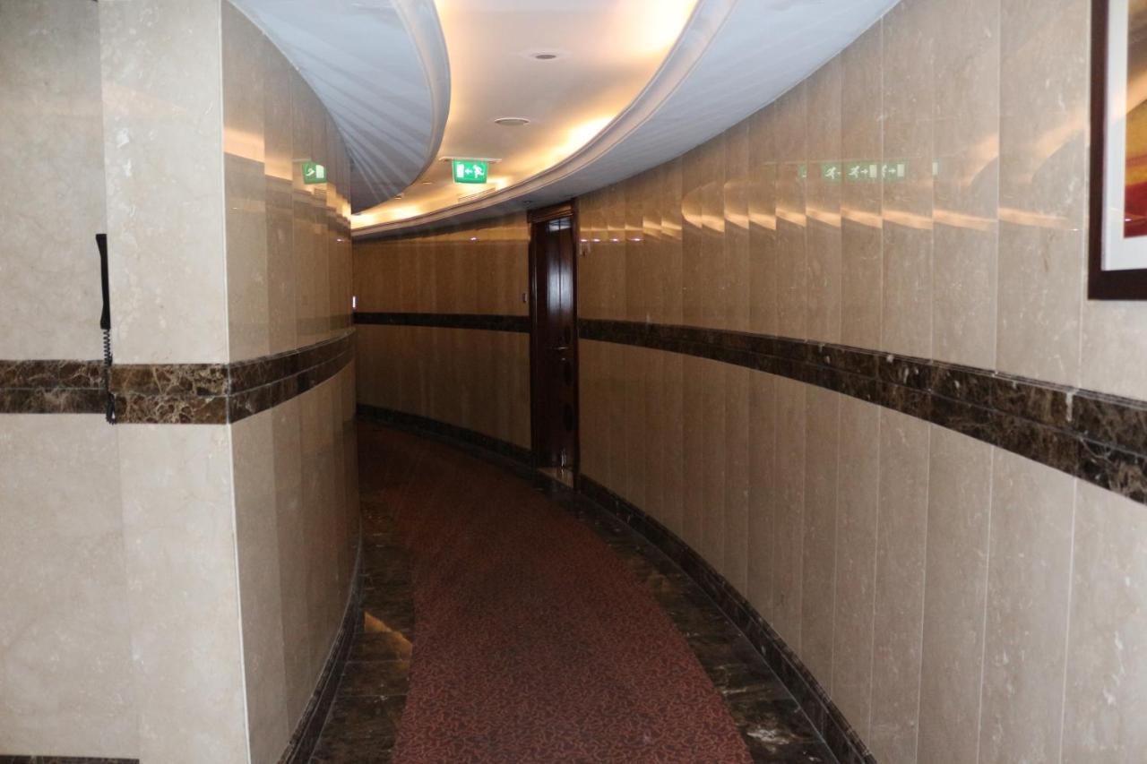 Pearl Executive 4*