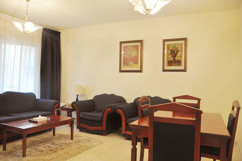 Royal Plaza Aparthotel 3*