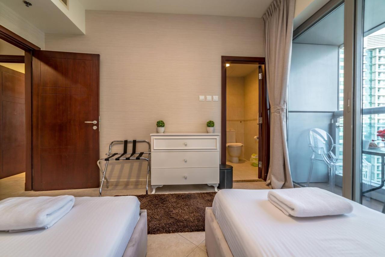Yanjoon Homes - Princess Tower Dubai