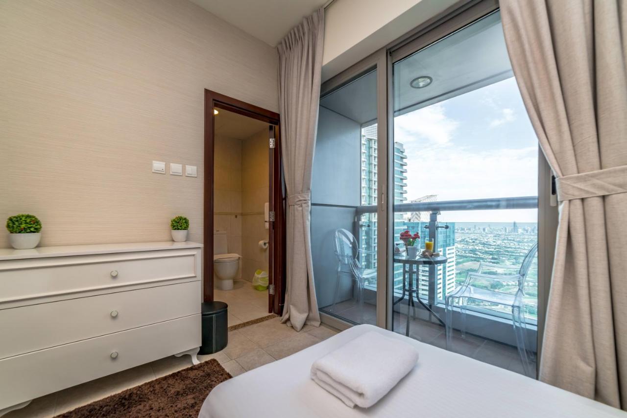 Apartment Yanjoon Homes - Princess Tower Dubai