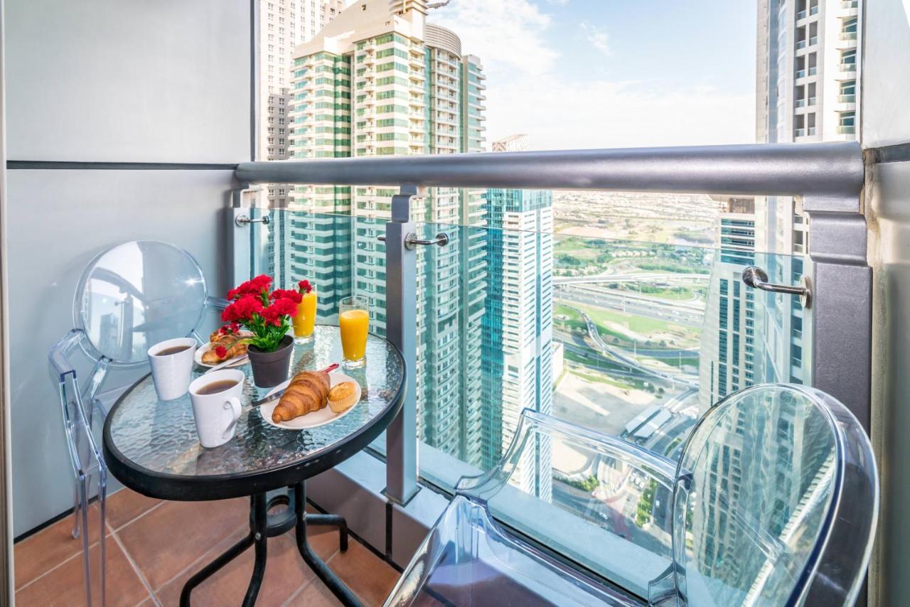 Yanjoon Homes - Princess Tower Apartment Dubai
