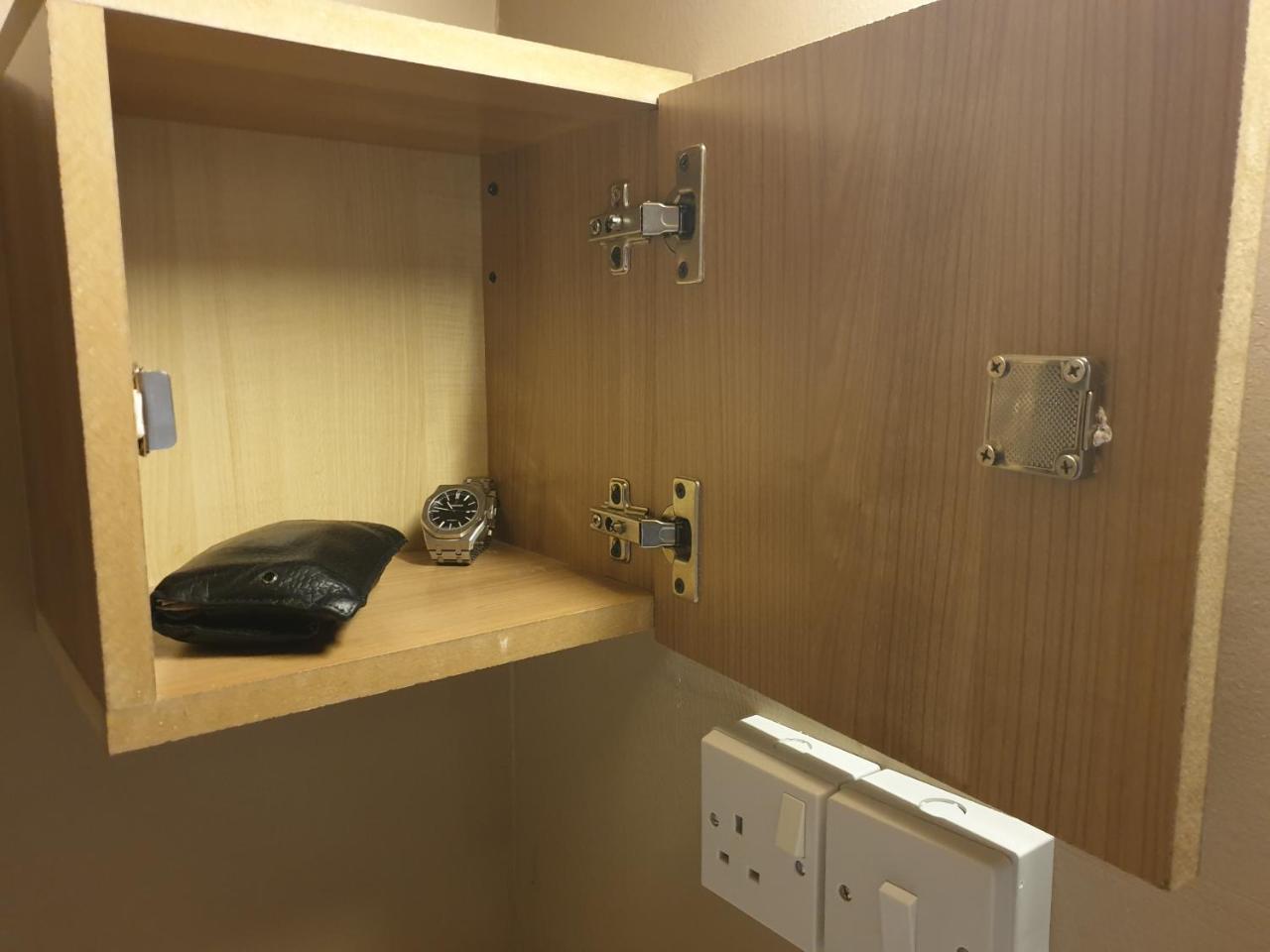 Hostel 7 Capsules