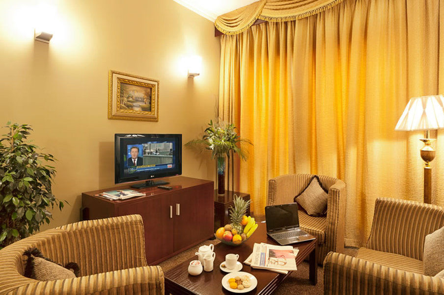 Ewa Hotel