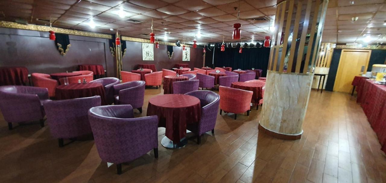 Hotel Kings Square Llc 2*