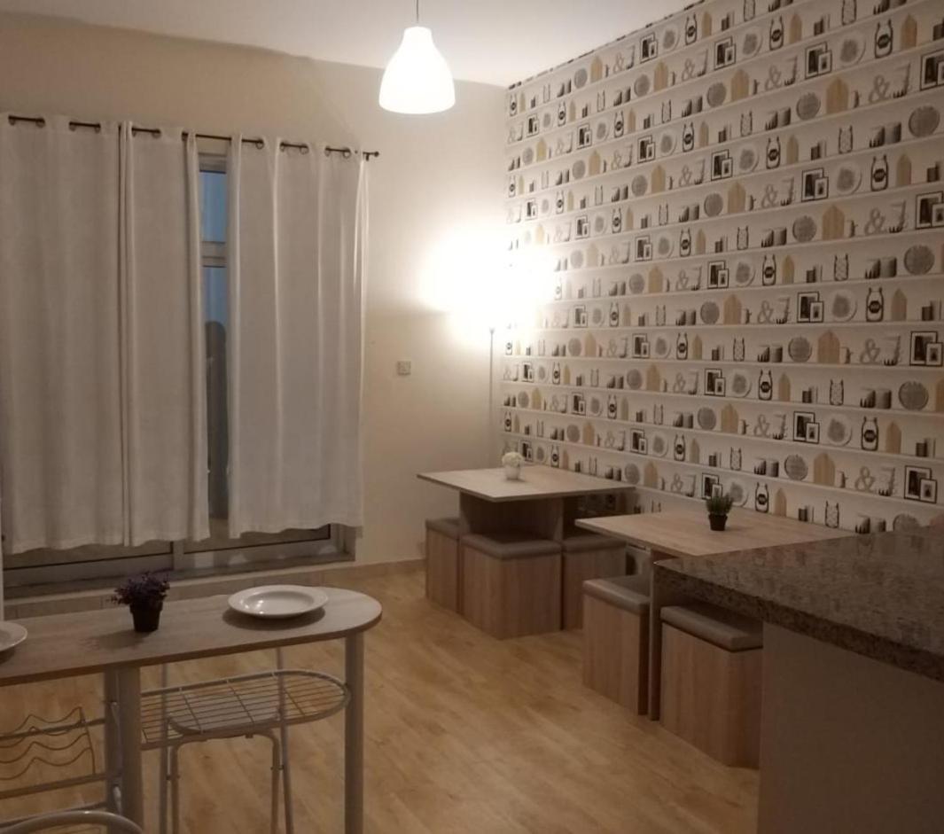 Hostel 7 Capsules