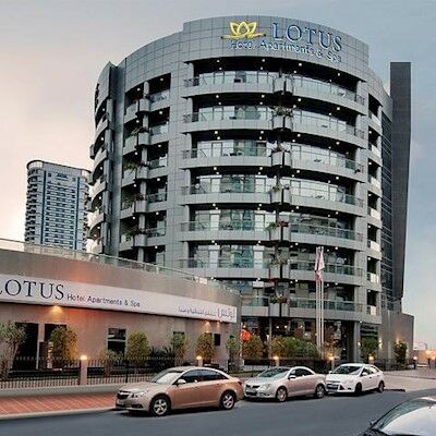 Signature And Marina Daire Dubai
