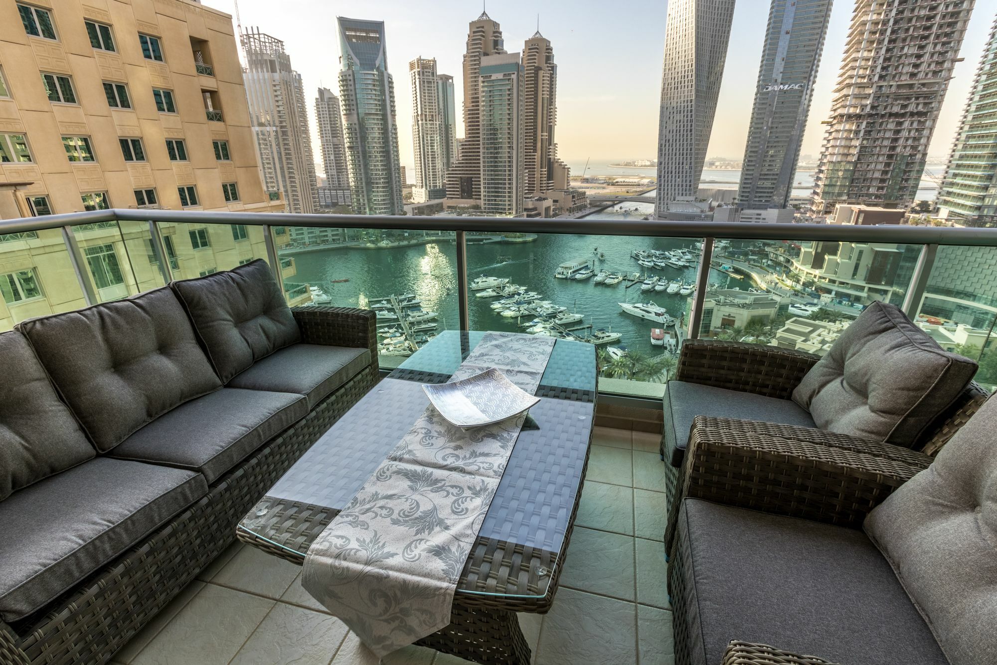 Apartment Yanjoon Homes - Mesk *