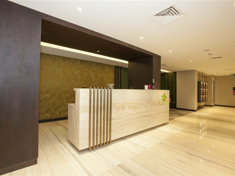 Flora Airport Hotel 4*
