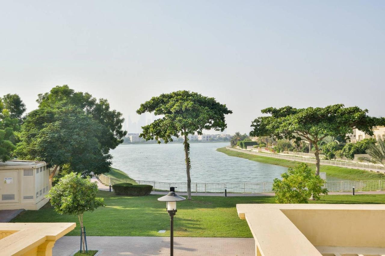 Medlock Villas *