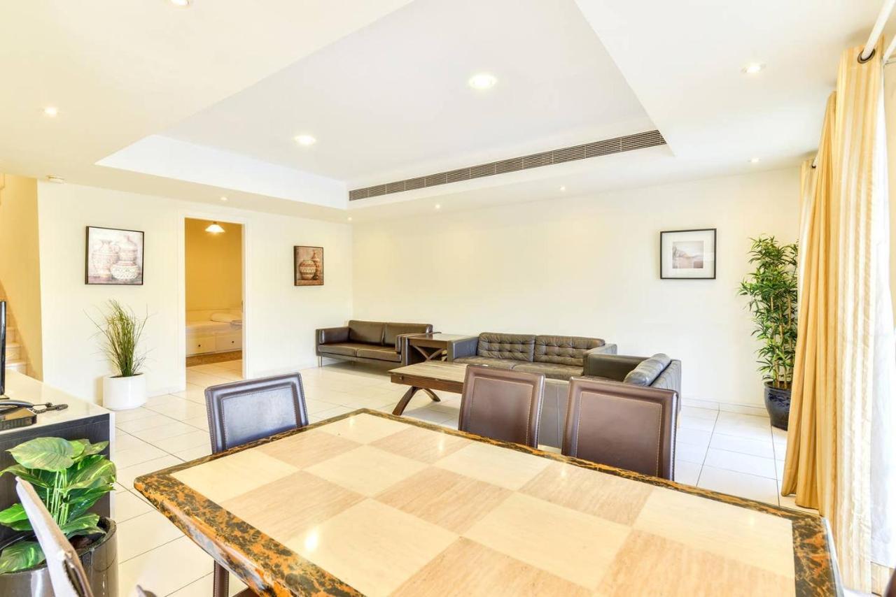 Medlock Villas
