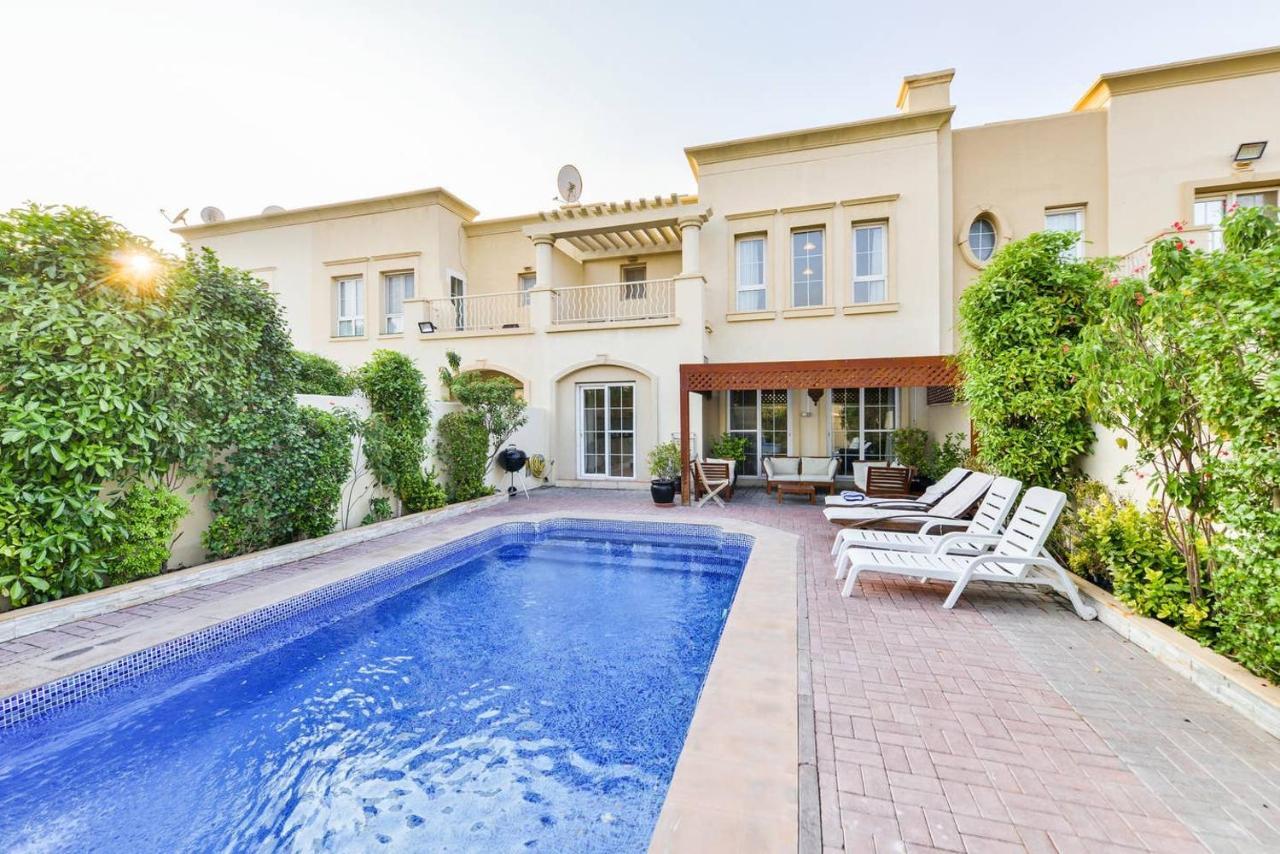 Medlock Villas