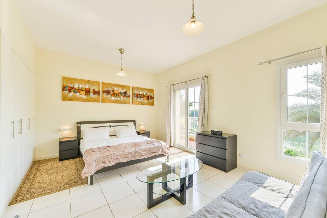 Medlock Villas