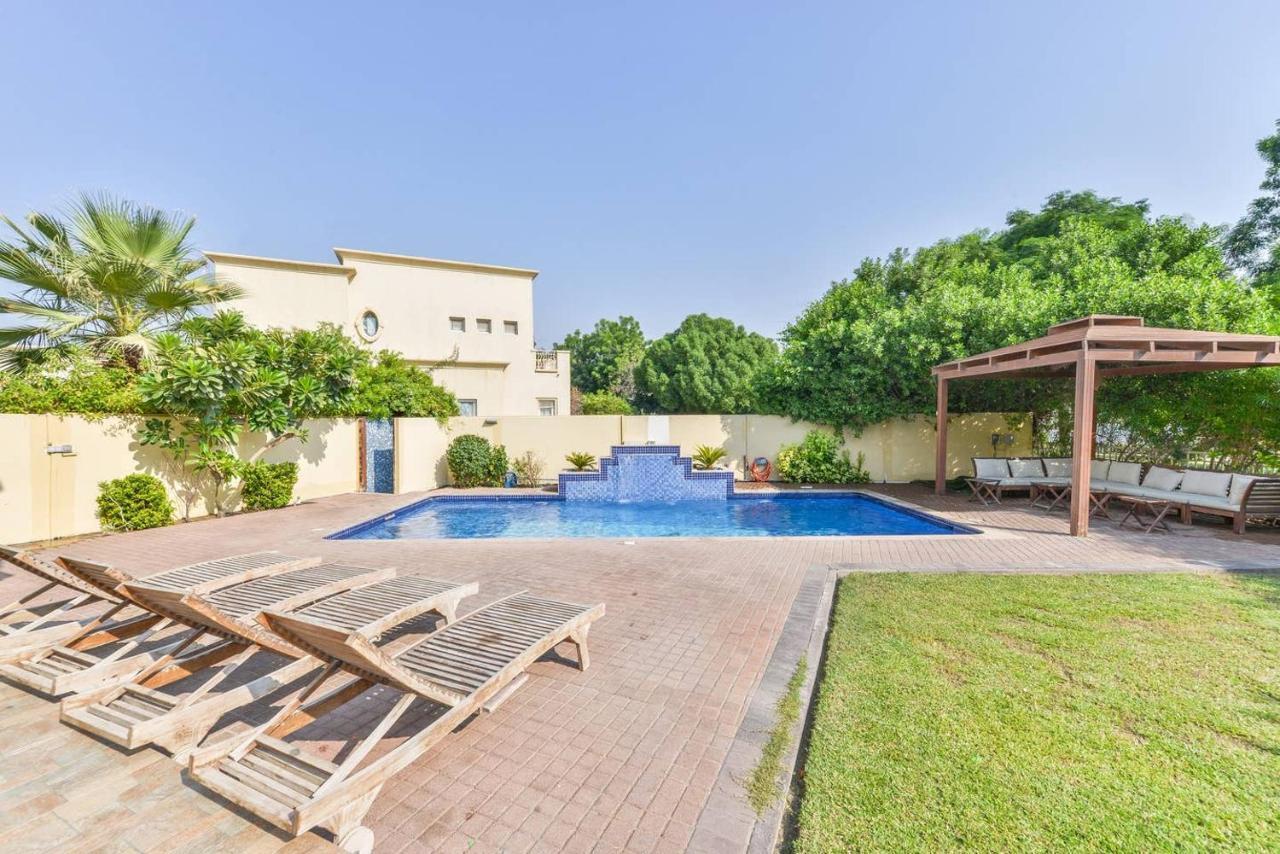 Medlock Villas *