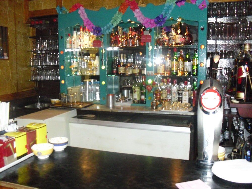 Oyo 353 Middle East Hotel 2*