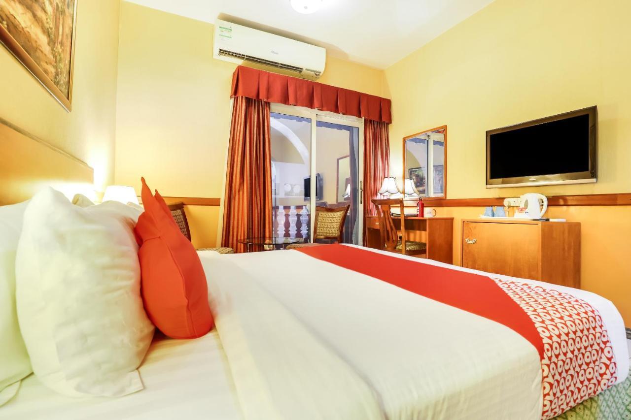 Hotel Oyo 353 Middle East 2*