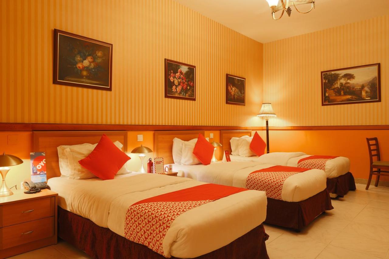 Hotel Oyo 297 California