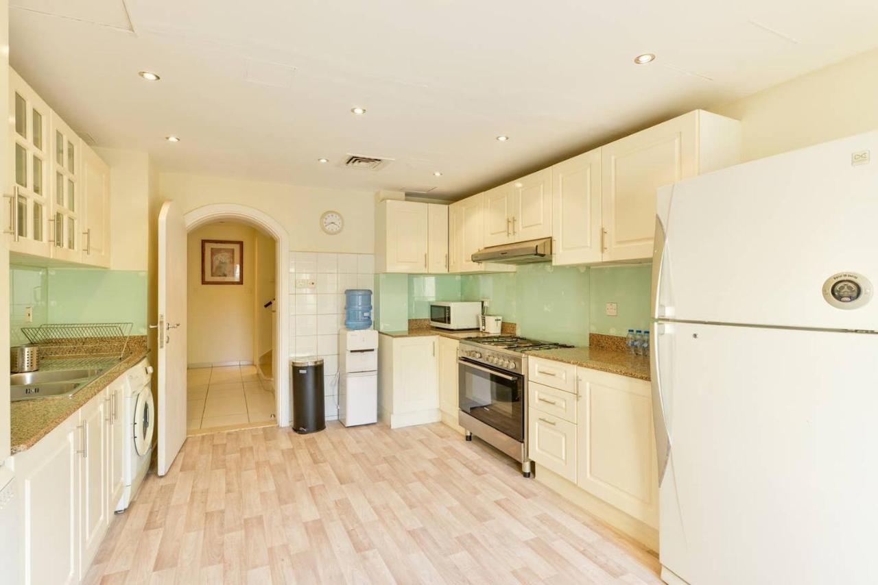 Medlock Villas
