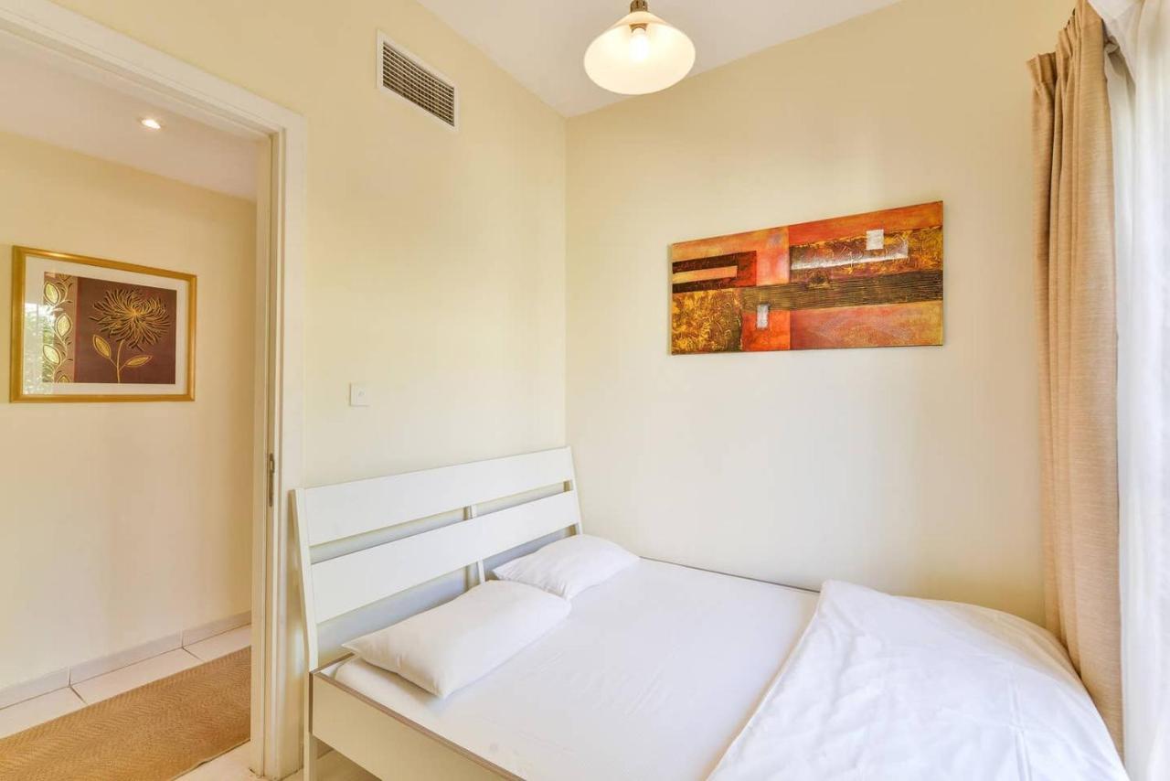 Medlock Villas