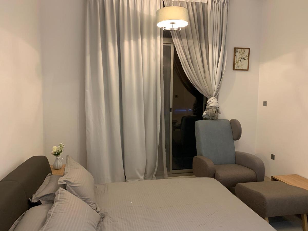 Montrell By Azizi - 5 Mins From The Festival Plaza Mall And 12 Mins From Dubai Marina Apartment *