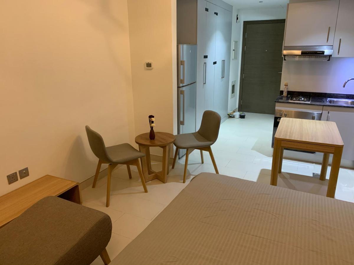 Apartment Montrell By Azizi - 5 Mins From The Festival Plaza Mall And 12 Mins From Dubai Marina