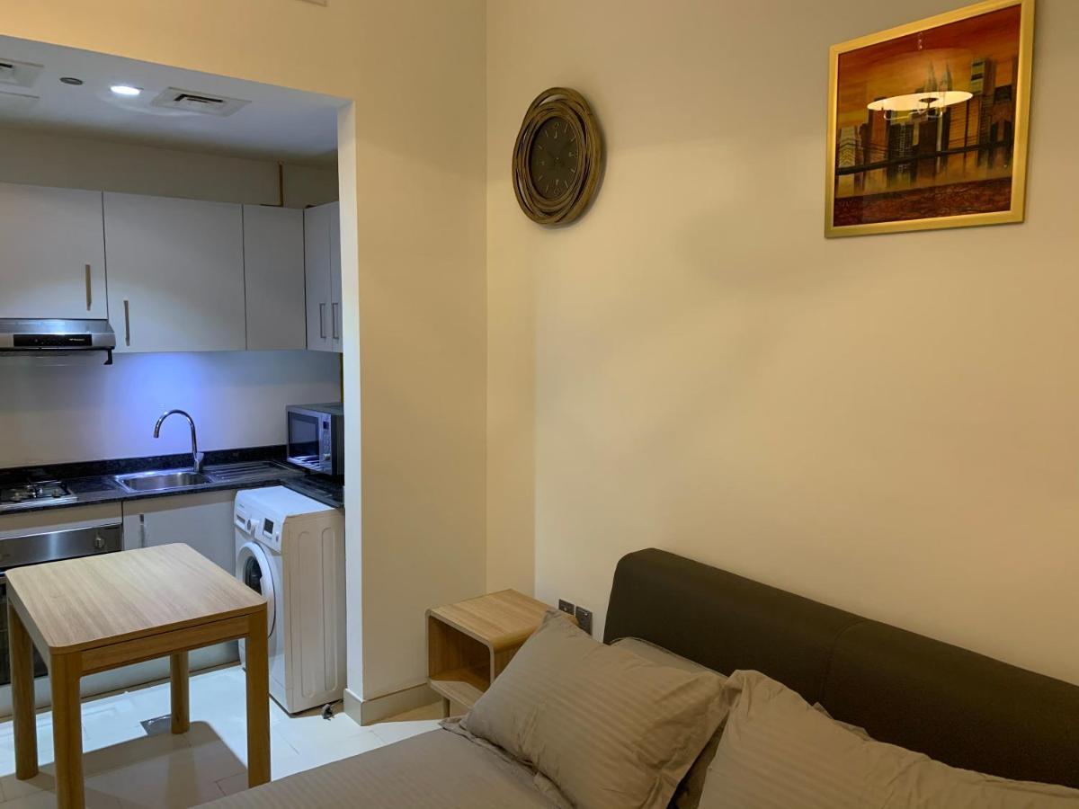 Montrell By Azizi - 5 Mins From The Festival Plaza Mall And 12 Mins From Dubai Marina Apartment