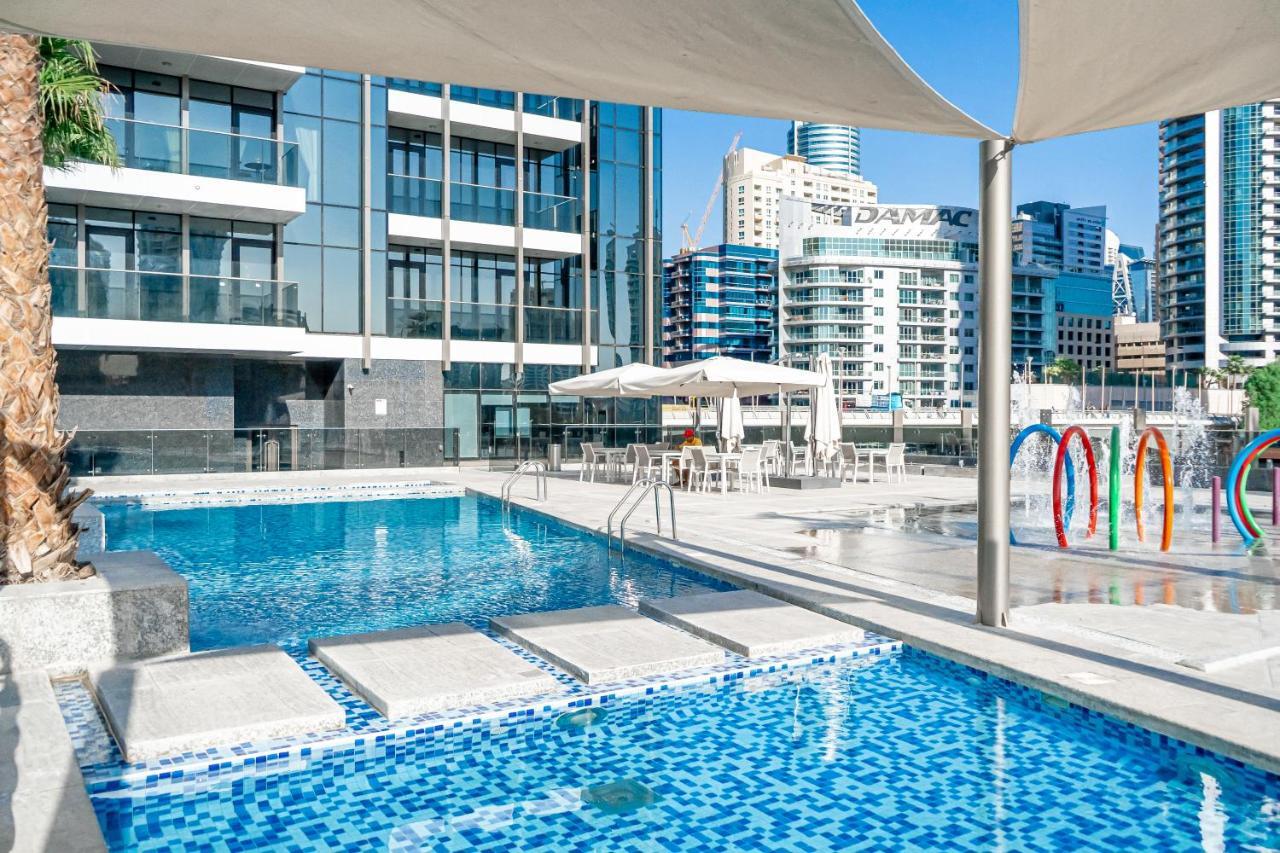 Apartment Higuests - Spacious For 5 With Spectacular Marina Views