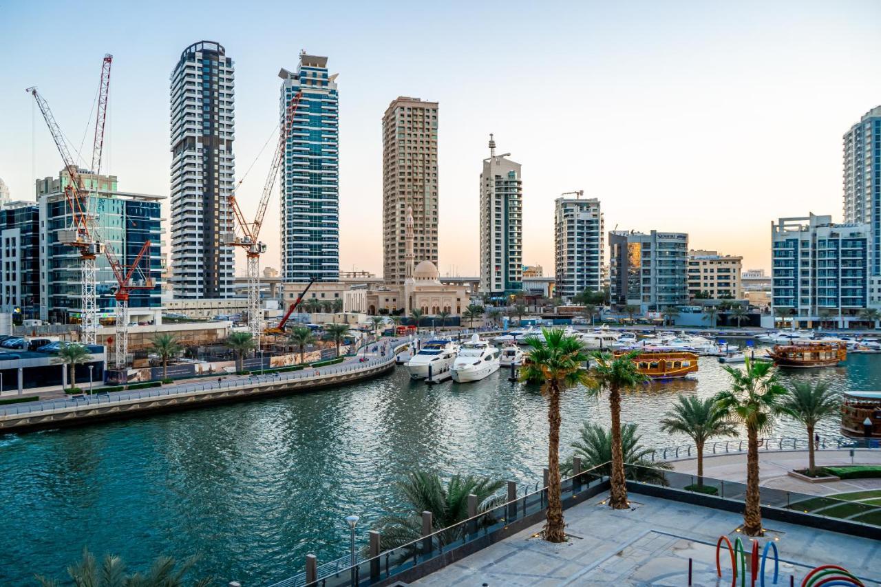 Higuests - Spacious For 5 With Spectacular Marina Views Apartment *