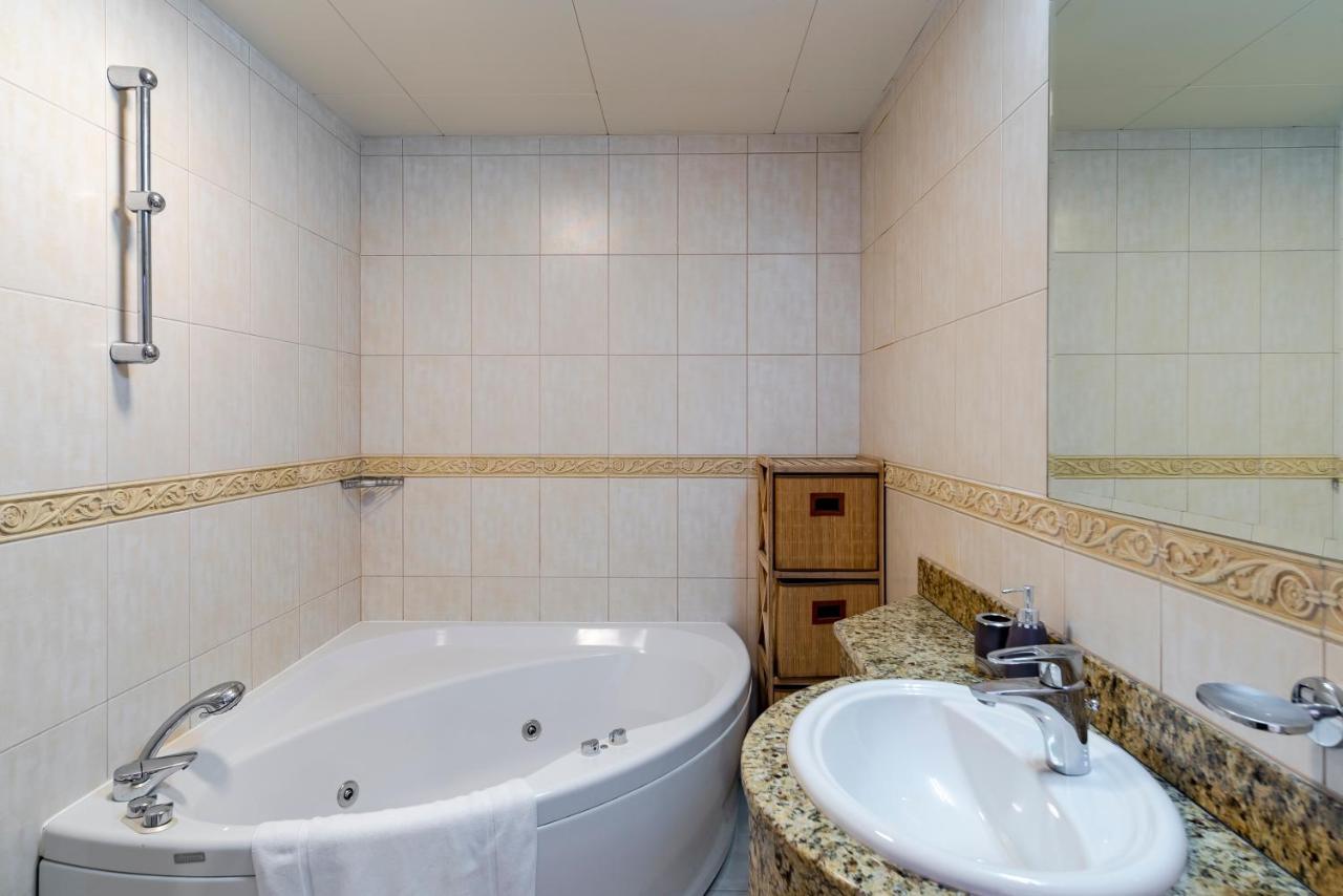 Princess Tower Highest World Penthouse Floor 86! Apartment Dubai